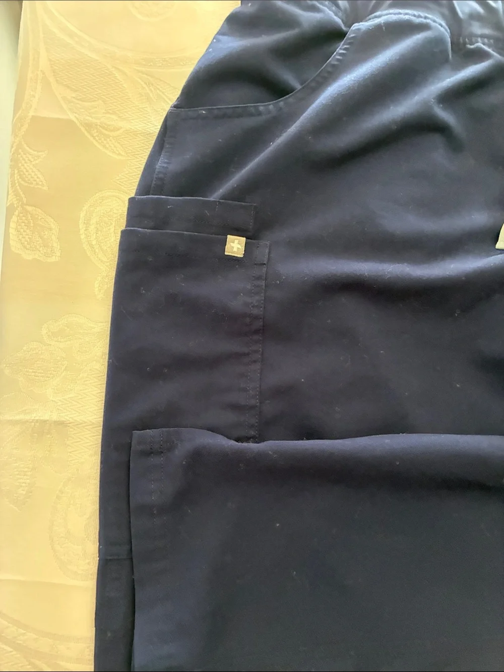 Figs sleek black